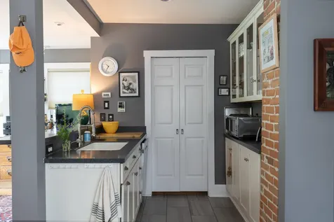 107 Loomis Street Burlington VT 05401