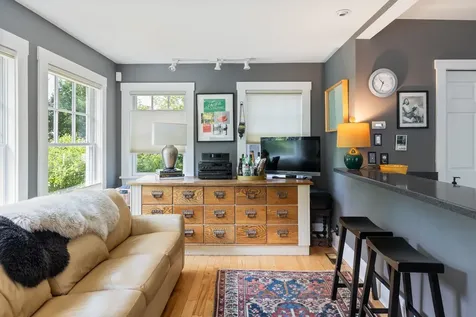 107 Loomis Street Burlington VT 05401