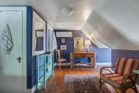 107 Loomis Street Burlington VT 05401