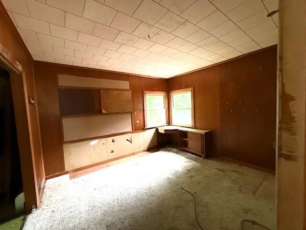 25 Saint Marie Street Manchester NH 03102