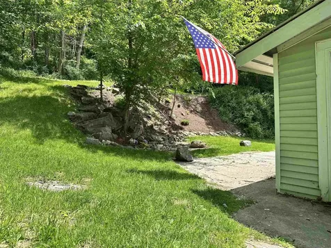 806 Vermont Route 313 Arlington VT 05250