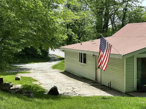 806 Vermont Route 313 Arlington VT 05250