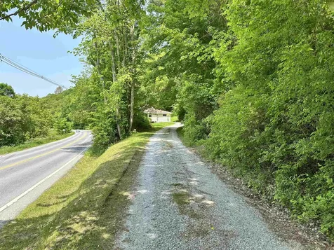 806 Vermont Route 313 Arlington VT 05250