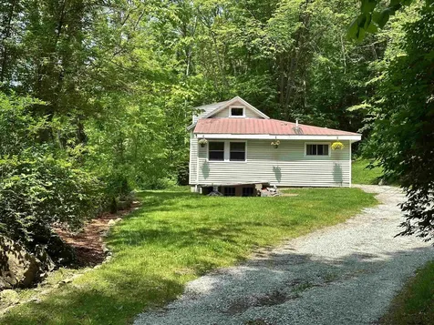 806 Vermont Route 313 Arlington VT 05250