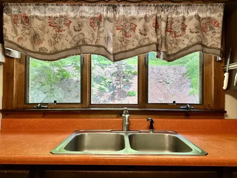 806 Vermont Route 313 Arlington VT 05250