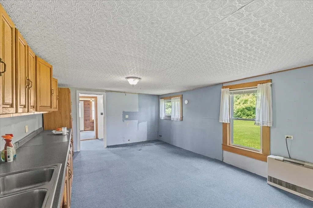 57 Pearl Street Grand Isle VT 05458