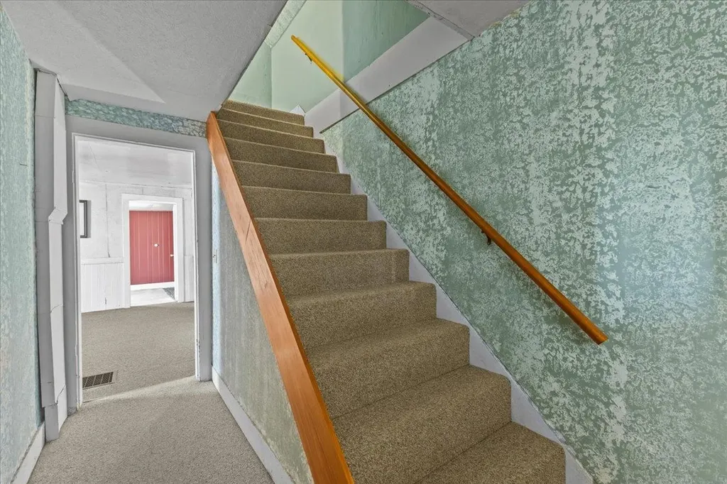 57 Pearl Street Grand Isle VT 05458