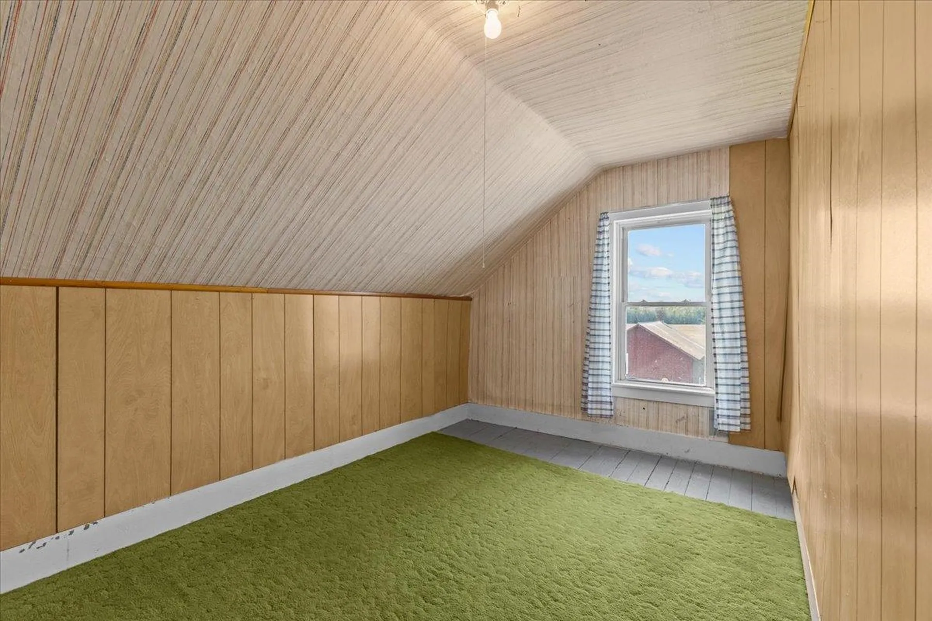 57 Pearl Street Grand Isle VT 05458