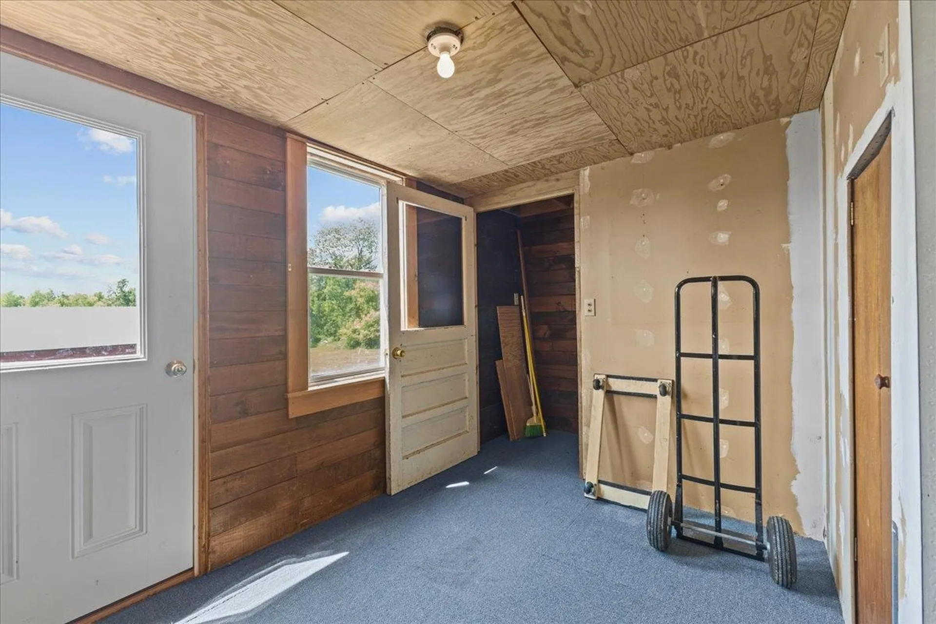 57 Pearl Street Grand Isle VT 05458