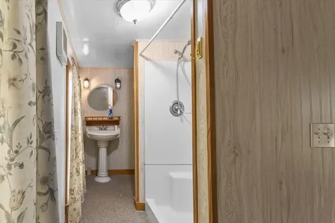 57 Pearl Street Grand Isle VT 05458