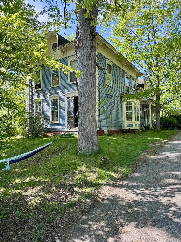 60 Bunker Hill Street Lancaster NH 03584