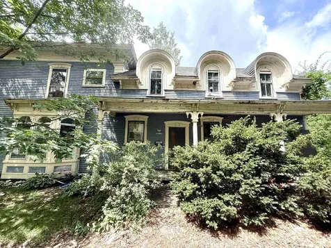60 Bunker Hill Street Lancaster NH 03584