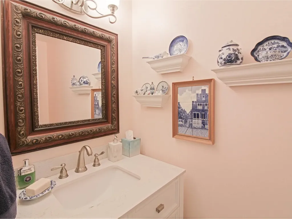 9 Hagan Drive Essex VT 05452