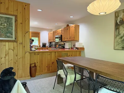 16 View Road Wilmington VT 05363