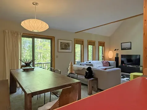 16 View Road Wilmington VT 05363