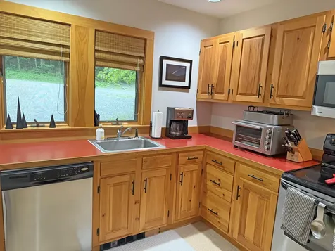 16 View Road Wilmington VT 05363