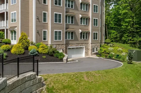 24 Willey Creek Road Exeter NH 03833