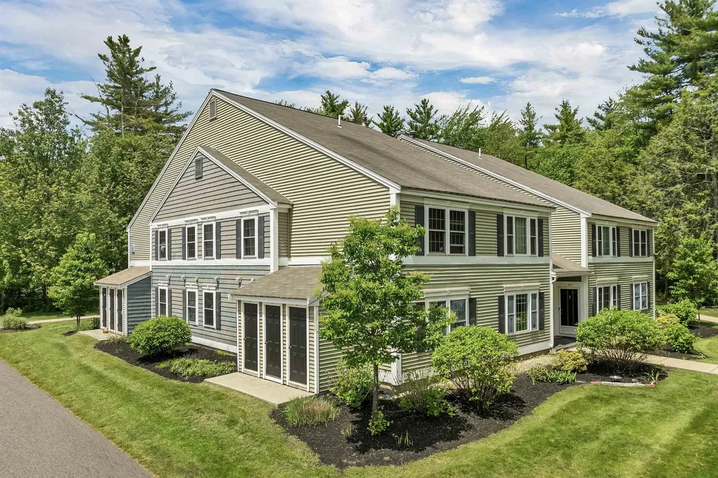 916 Springbrook Circle Portsmouth NH 03801