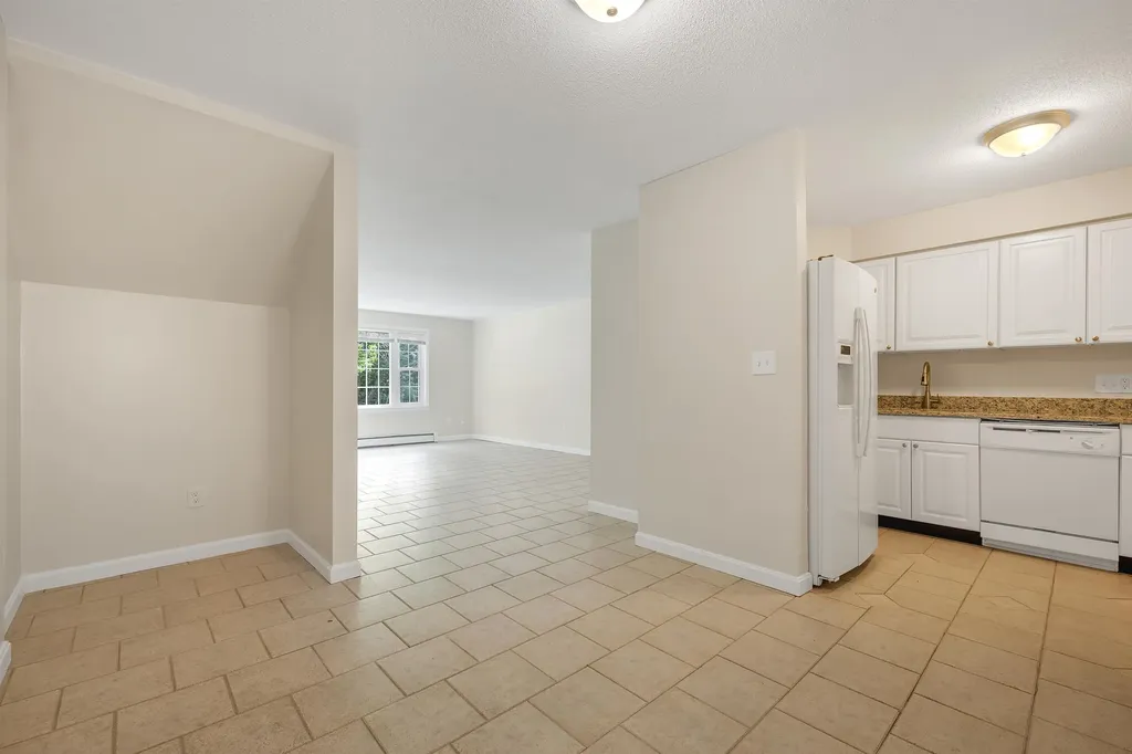 916 Springbrook Circle Portsmouth NH 03801