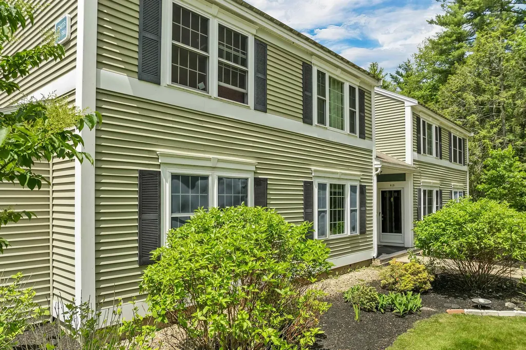 916 Springbrook Circle Portsmouth NH 03801