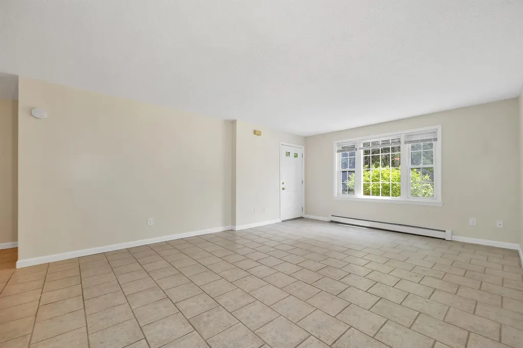 916 Springbrook Circle Portsmouth NH 03801