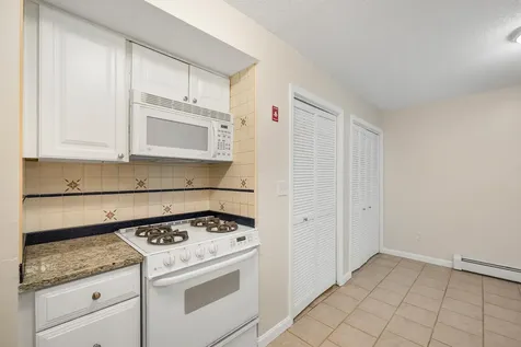 916 Springbrook Circle Portsmouth NH 03801