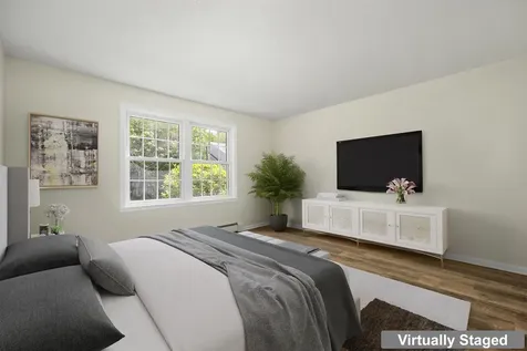 916 Springbrook Circle Portsmouth NH 03801