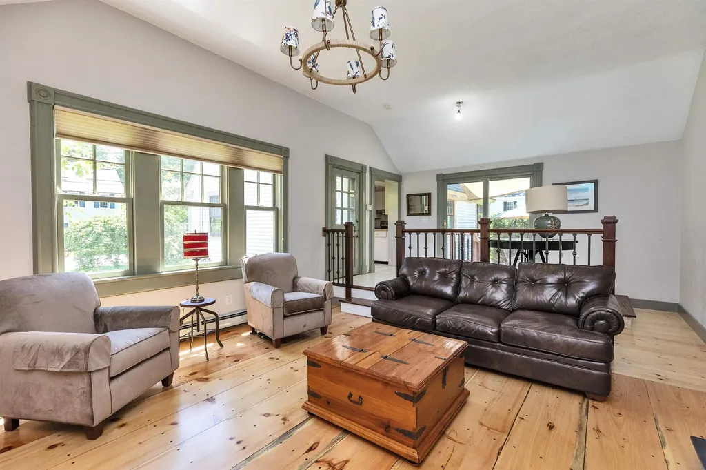 3 Foundry Street Amherst NH 03031