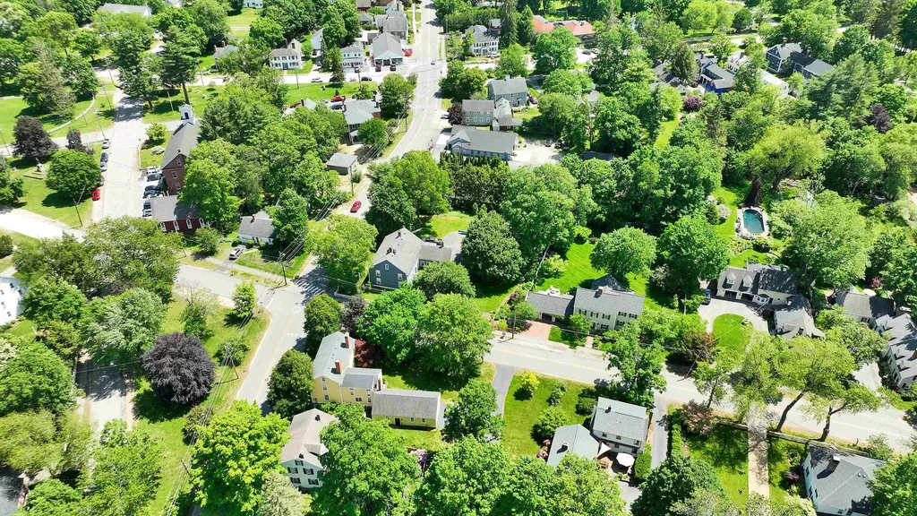 3 Foundry Street Amherst NH 03031