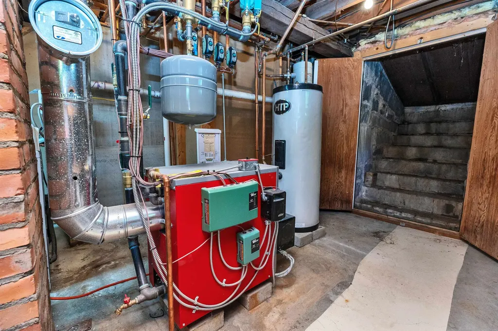 3 Foundry Street Amherst NH 03031