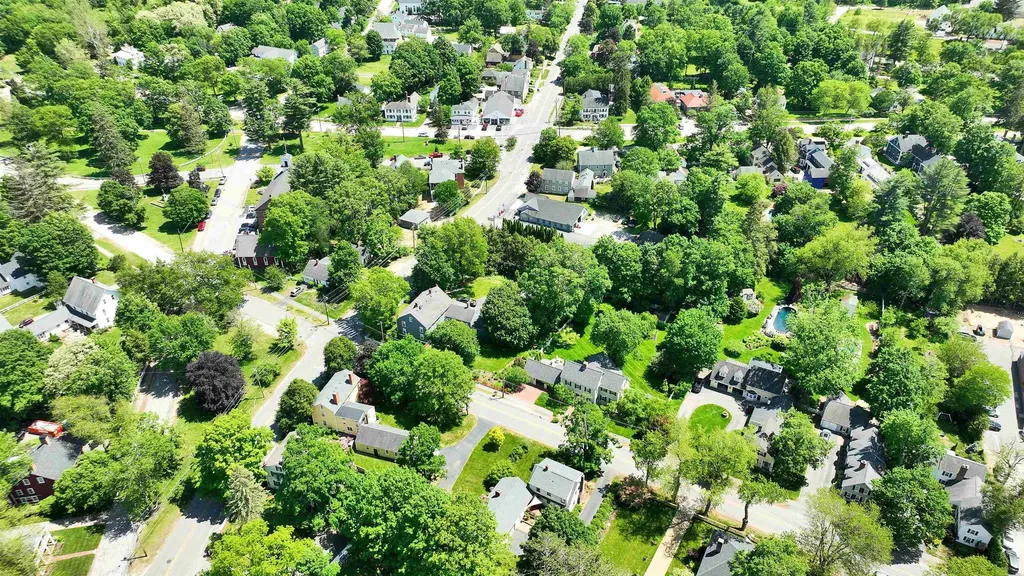 3 Foundry Street Amherst NH 03031