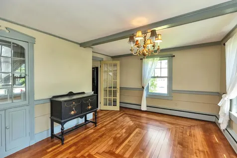 3 Foundry Street Amherst NH 03031