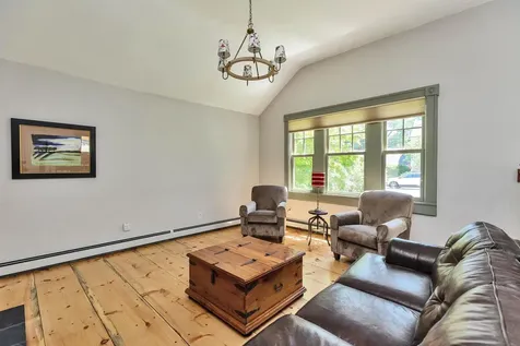 3 Foundry Street Amherst NH 03031