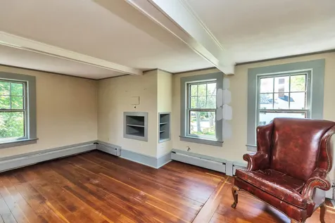 3 Foundry Street Amherst NH 03031