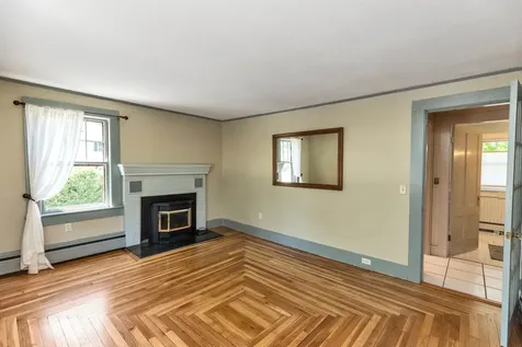 3 Foundry Street Amherst NH 03031