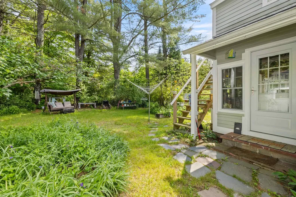 37 Robin Street Franklin NH 03235