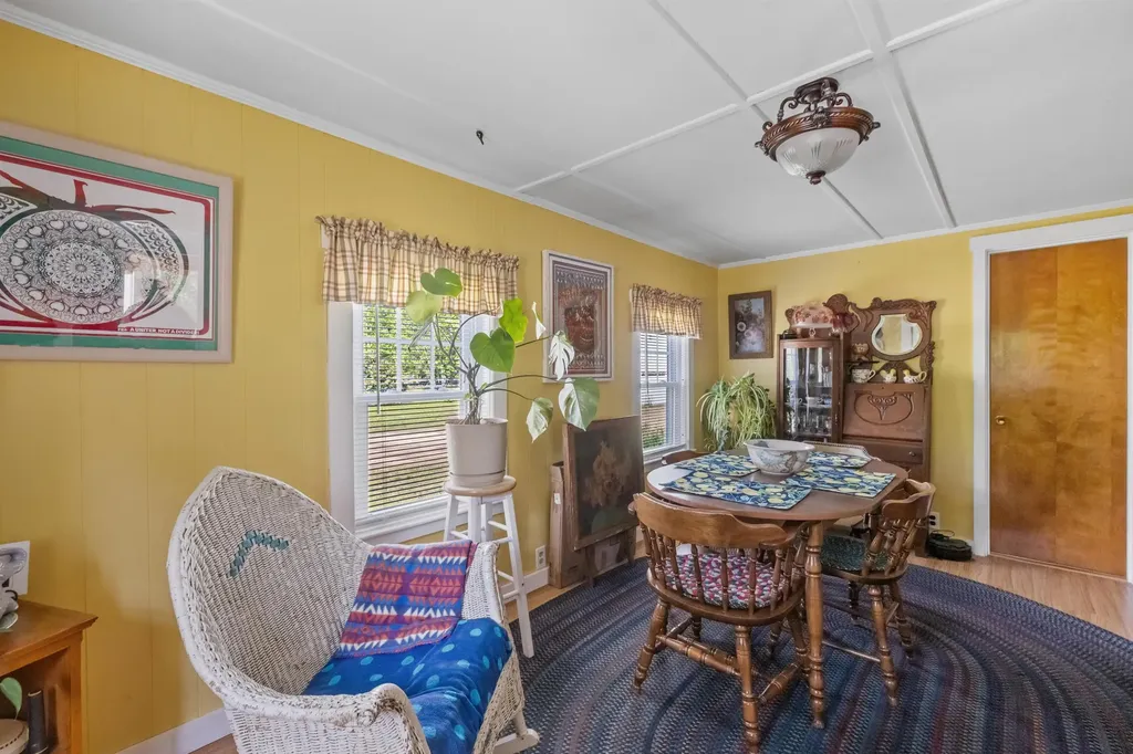 37 Robin Street Franklin NH 03235