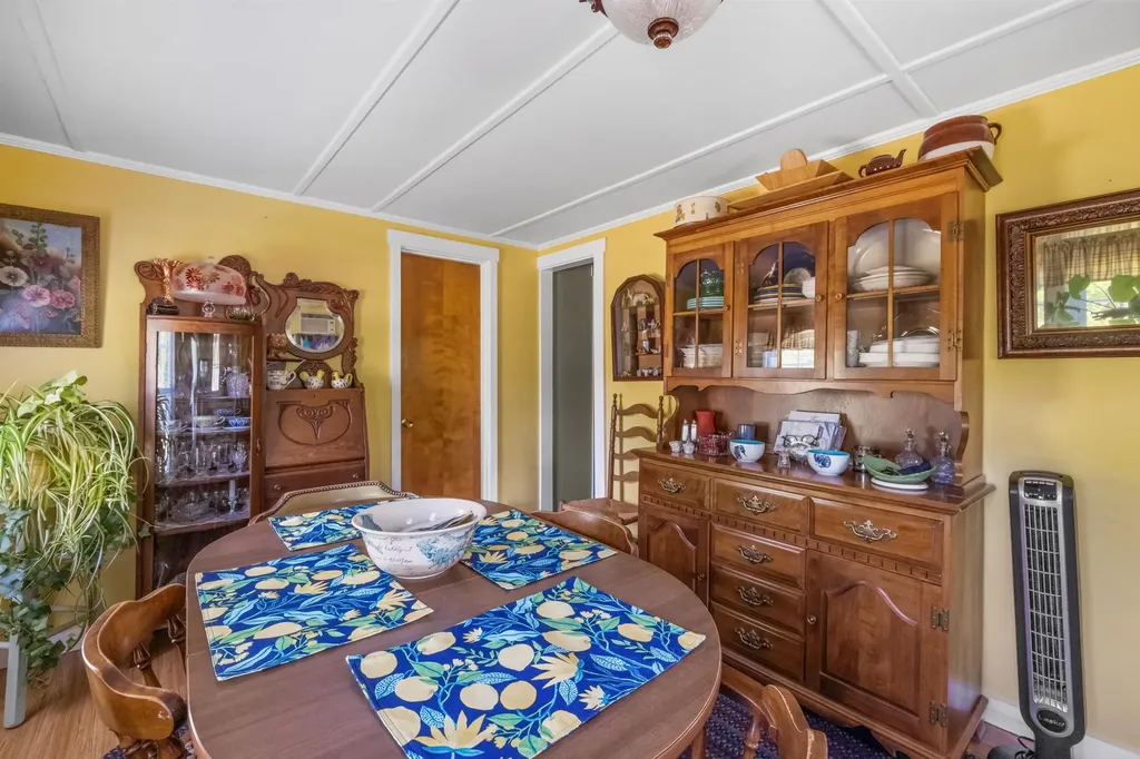 37 Robin Street Franklin NH 03235