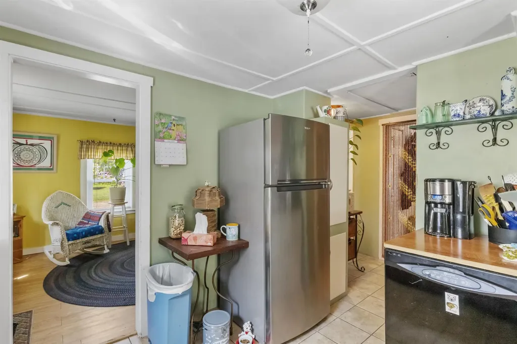 37 Robin Street Franklin NH 03235