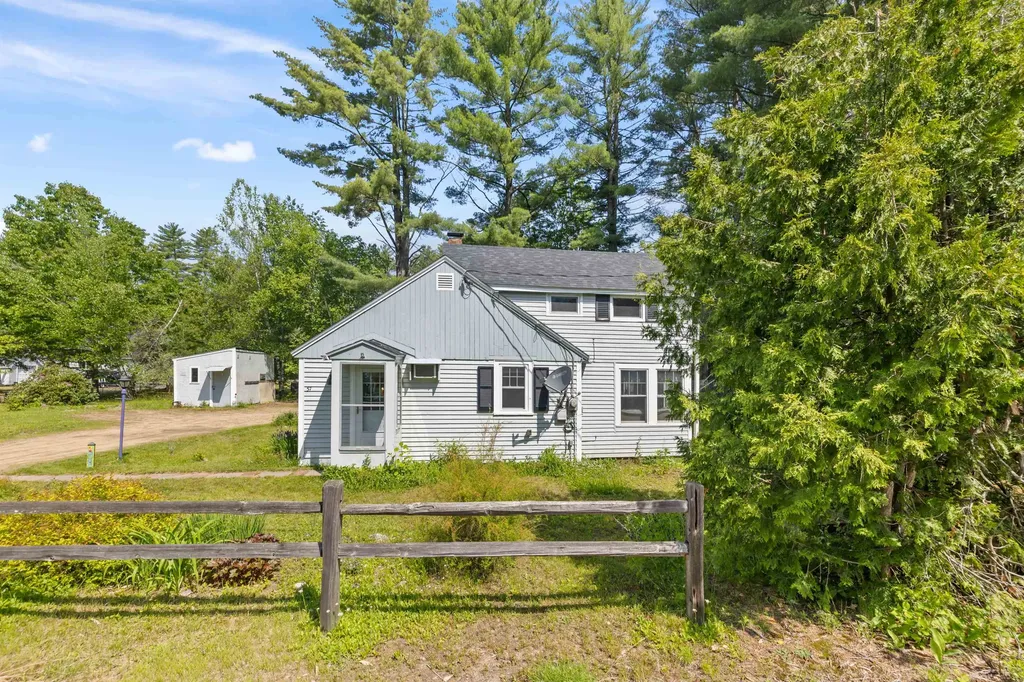 37 Robin Street Franklin NH 03235