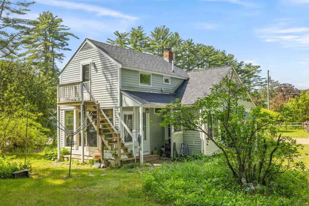 37 Robin Street Franklin NH 03235