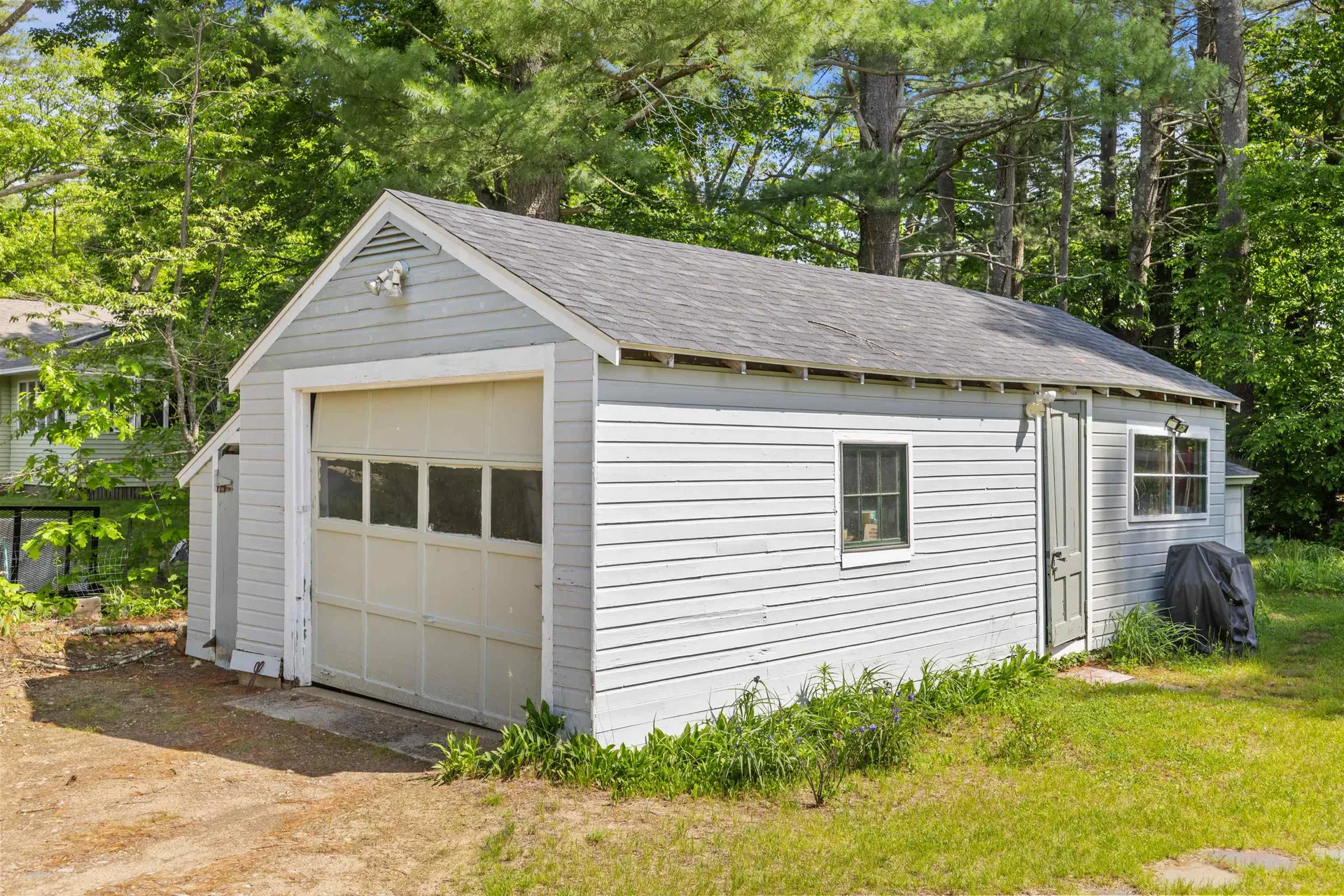 37 Robin Street Franklin NH 03235