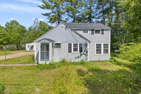 37 Robin Street Franklin NH 03235