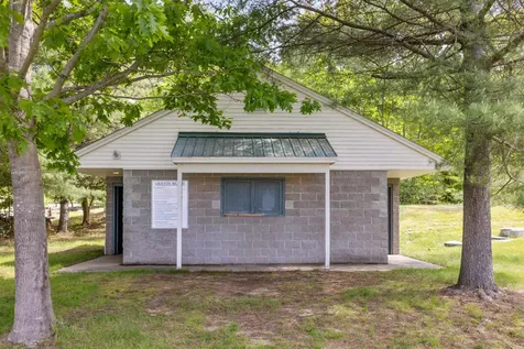 37 Robin Street Franklin NH 03235