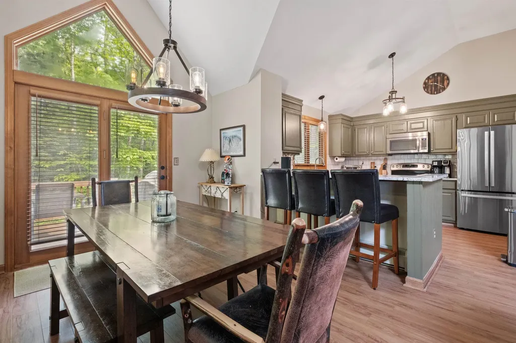 10 Mountain Brook Circle Lincoln NH 03251