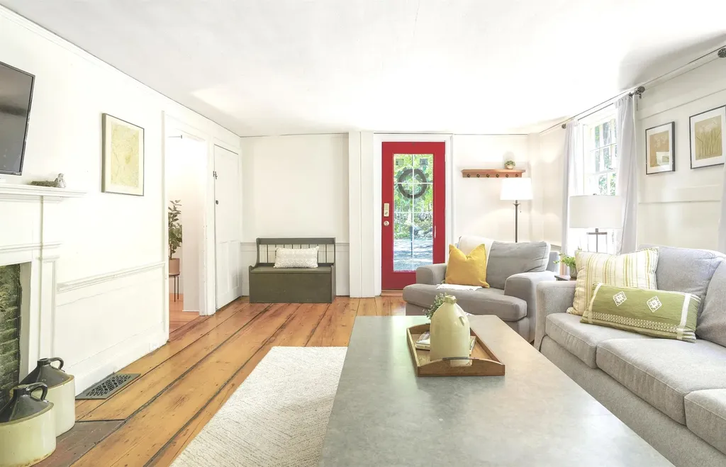 263 Elm Hill Road Peterborough NH 03458