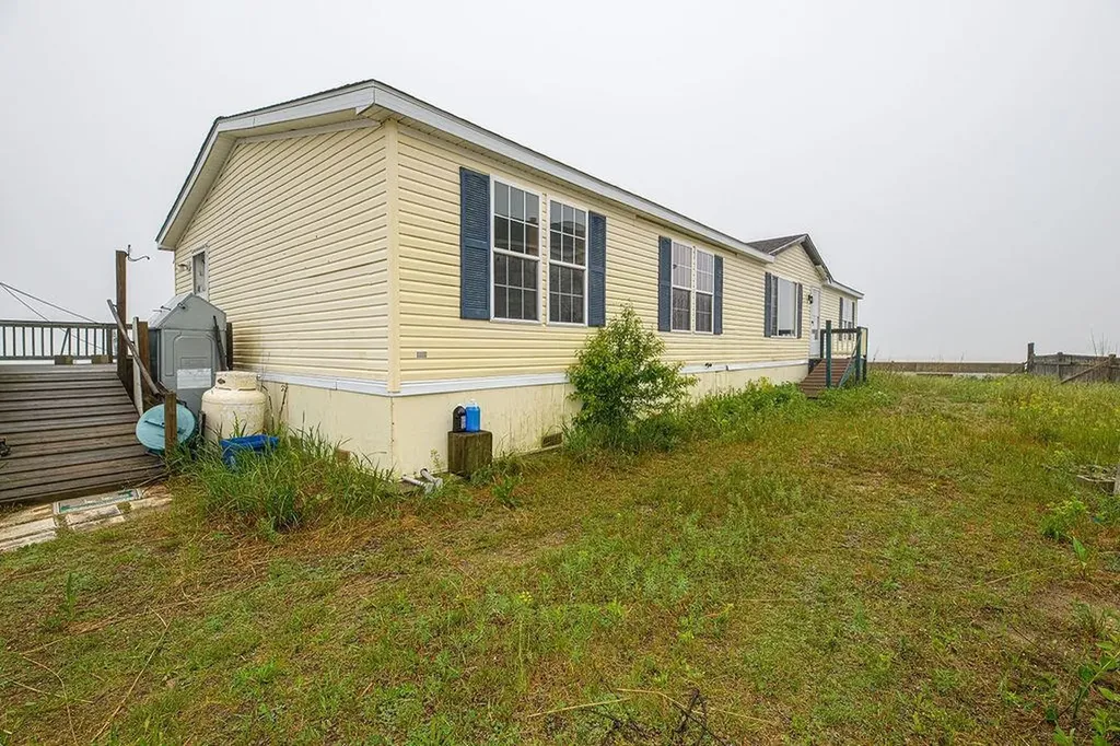 19/22 River Street Seabrook NH 03874