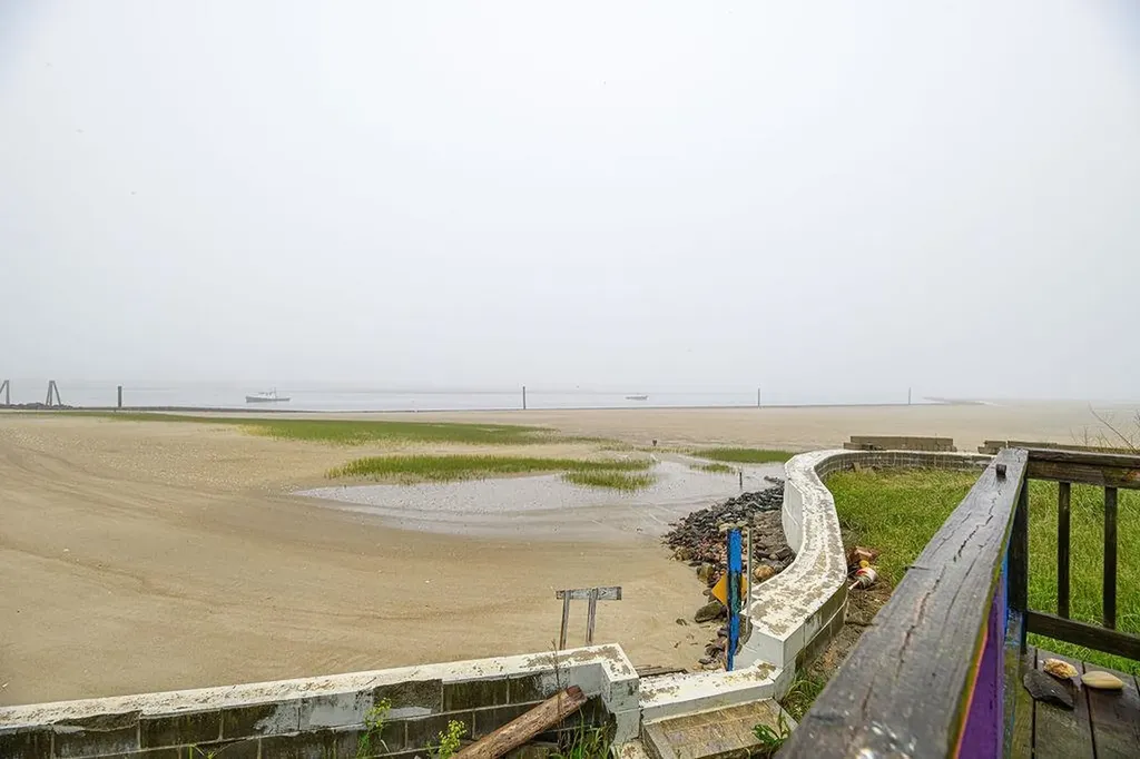 19/22 River Street Seabrook NH 03874