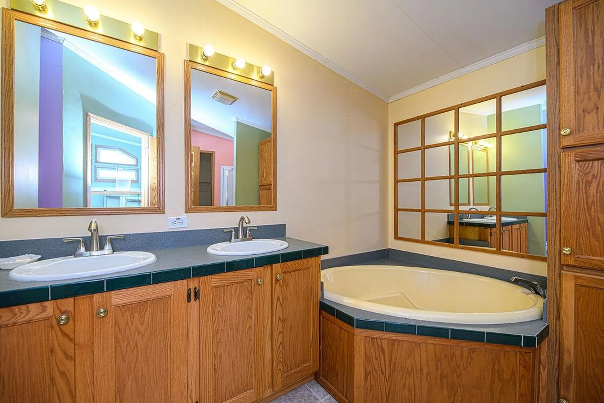 19/22 River Street Seabrook NH 03874