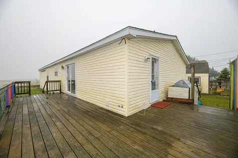 19/22 River Street Seabrook NH 03874